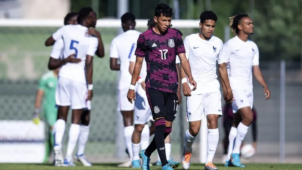 Ruvalcaba en un partido con la Selección