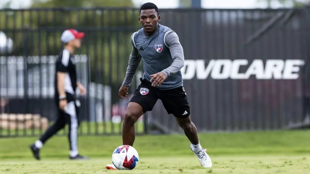 TWITTER: @FCDallas Dallas durante un entrenamiento