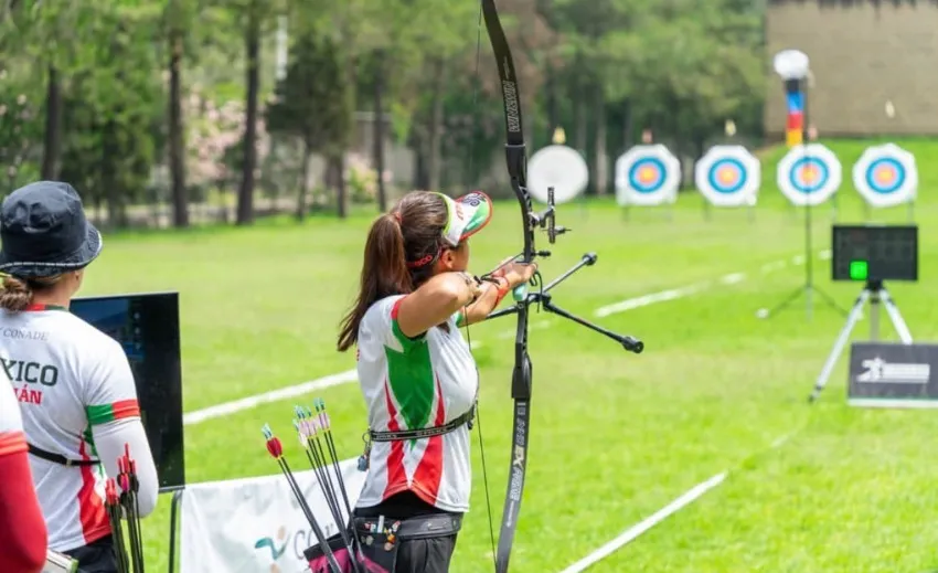 Las mexicanas practicando