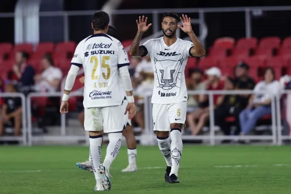 Pumas celebrando su triunfo frente al DC United