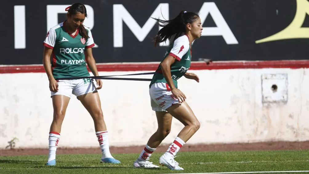 TWITTER: @NecaxaFemenil Las hidrocalidas en la previa al duelo ante Puebla