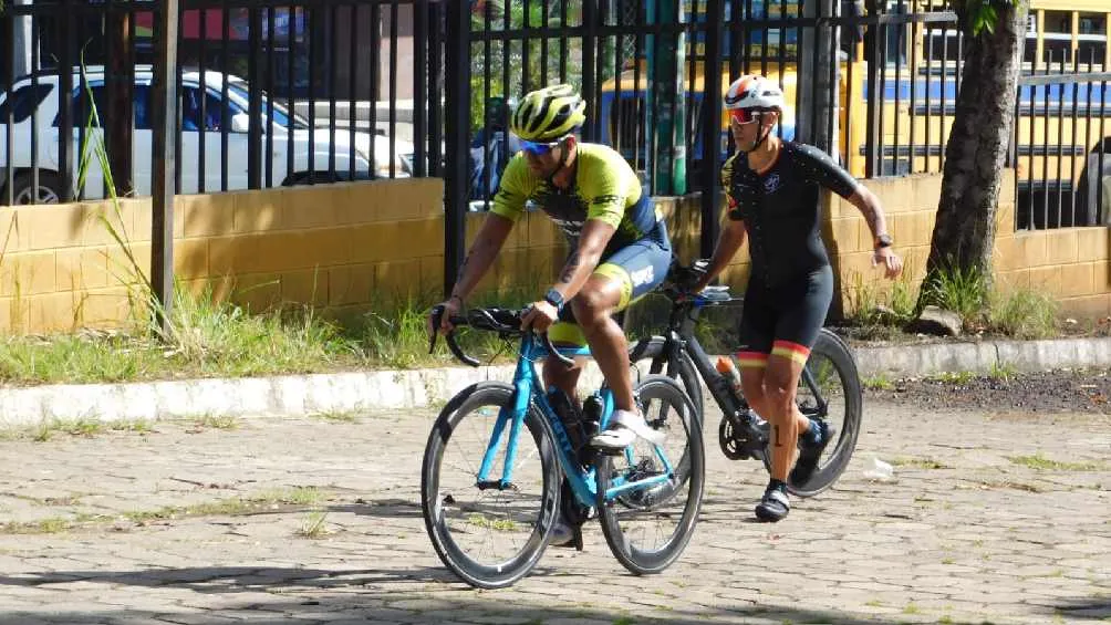 Los atletas reportaron síntomas tras competir
