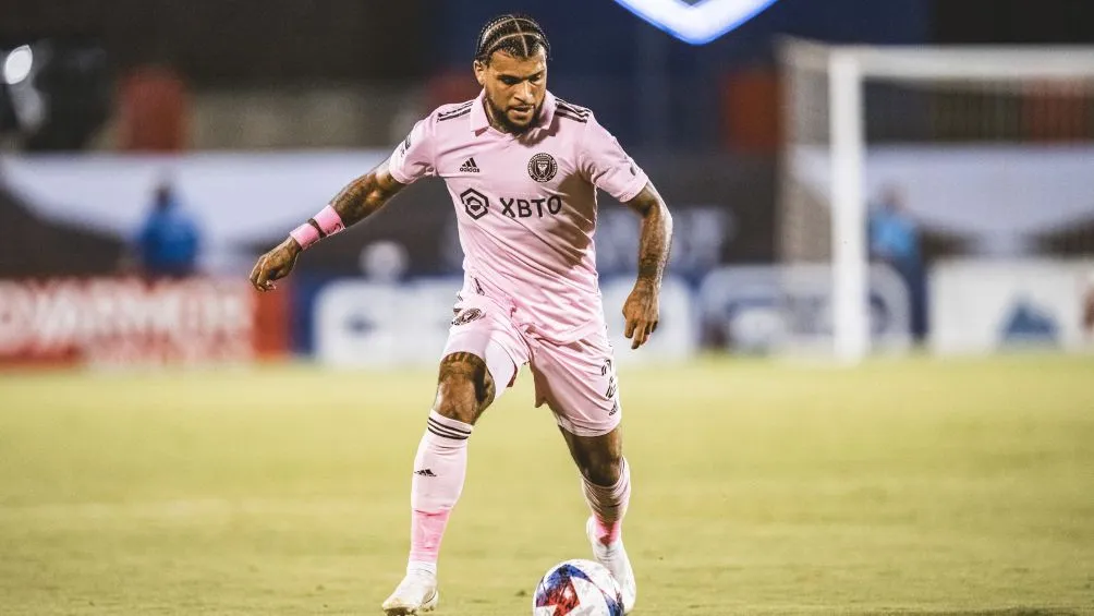 DeAndre Yedlin durante el juego ante Dallas