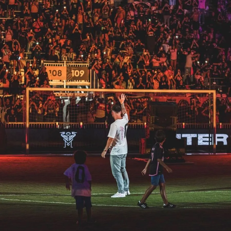 INSTAGRAM: @intermiamicf La gente quiere ver a Messi a cualquier costo