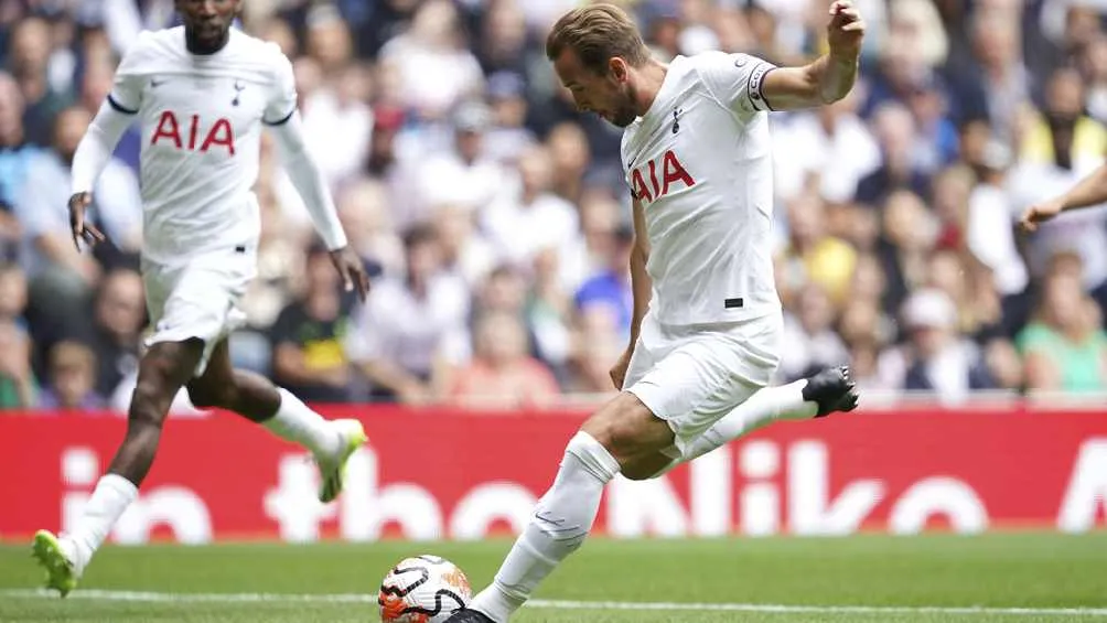 El delantero sigue anotando goles