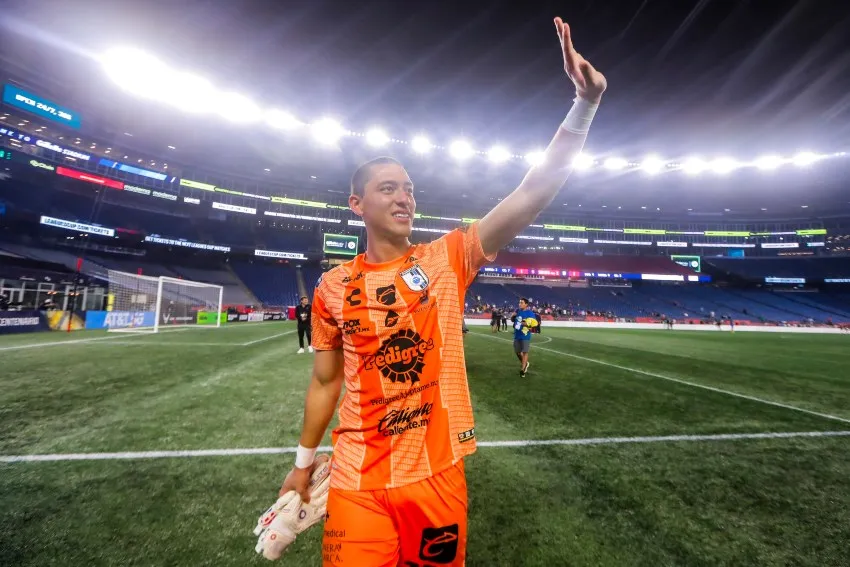 Fernando Tapia atajó dos penaltis