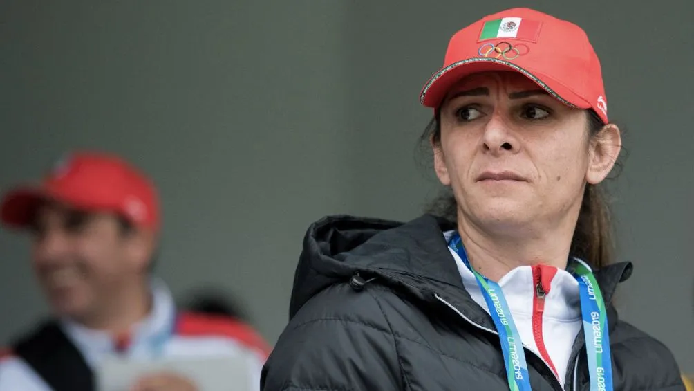 Ana Gabriela sigue envuelta en peleas con el equipo de natación