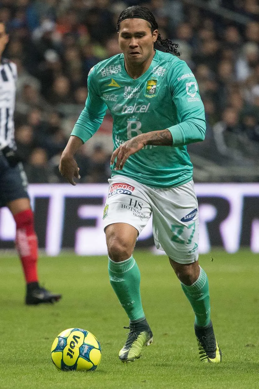 Gullit Peña, leyenda del León