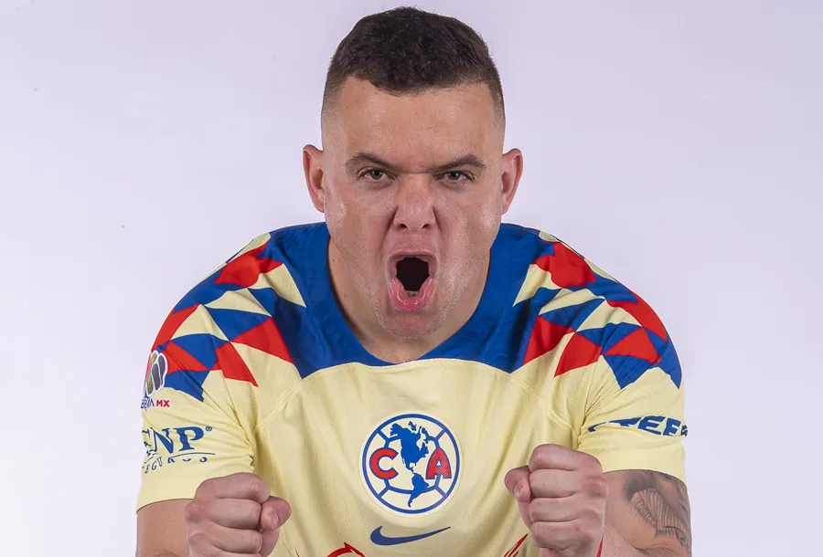 Cabecita con el nuevo uniforme