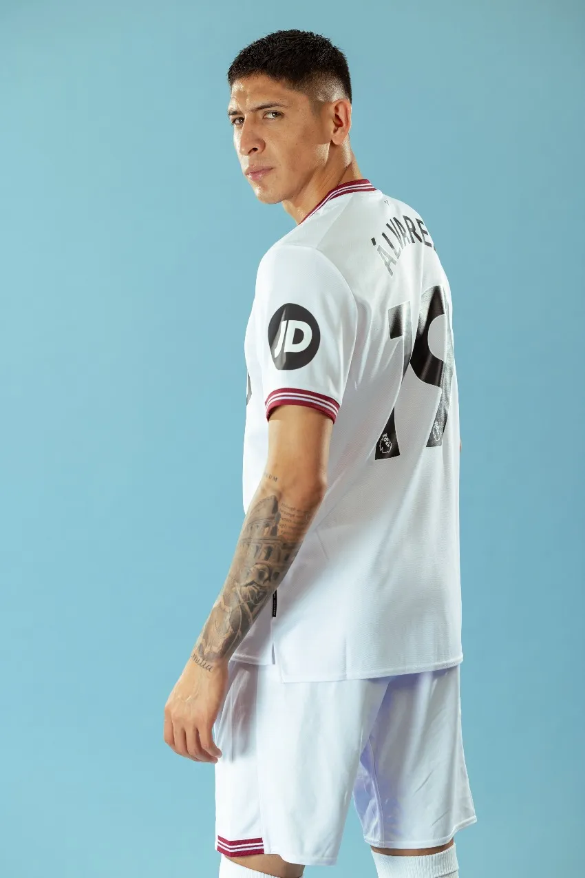 Edson Álvarez utilizará el '19' en West Ham