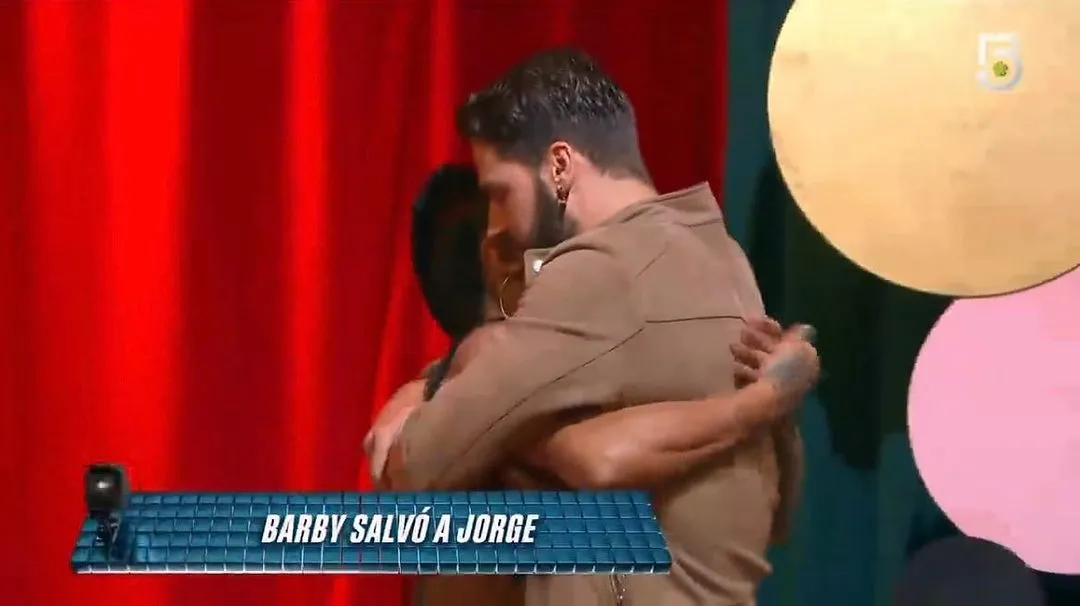 Hizo gran amistad con el actor español Jorge Losa.