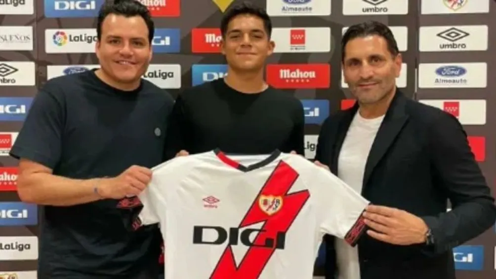 César Limón fichó con el Rayo Vallecano