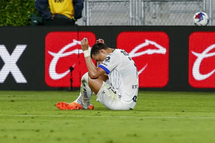 Funes Mori celebrando su gol