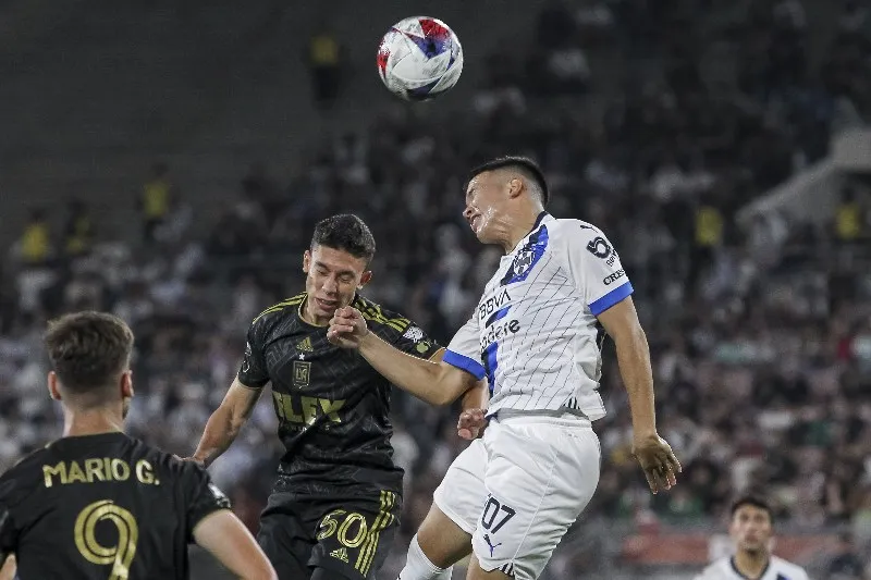 MEXSPORT LAFC enfrentando al Monterrey