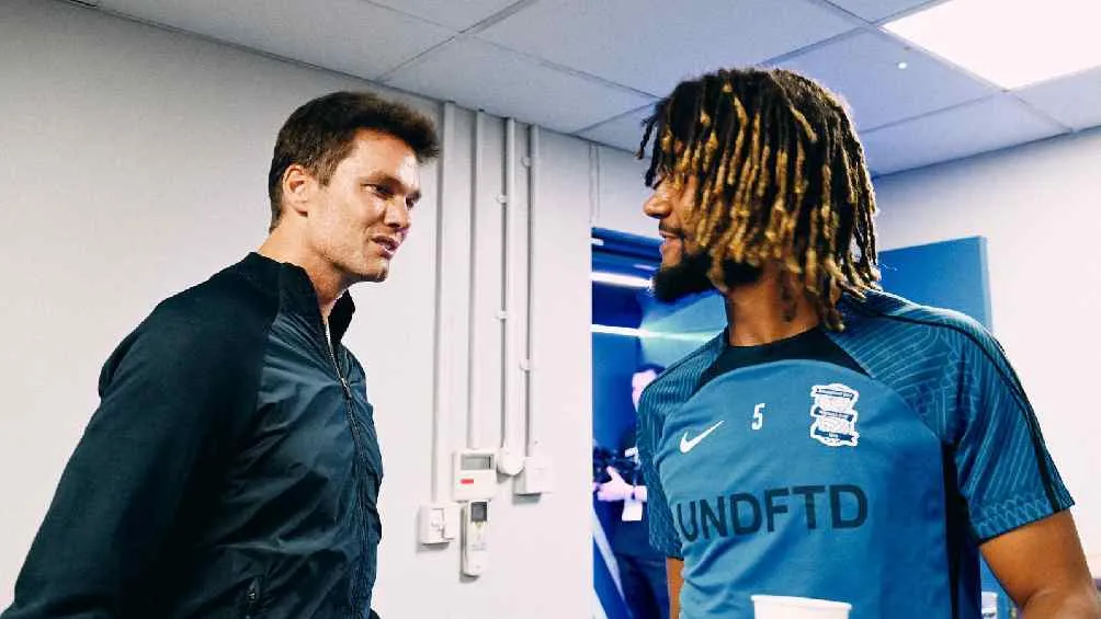 TWITTER @BCFC El exmariscal viajó a Inglaterra