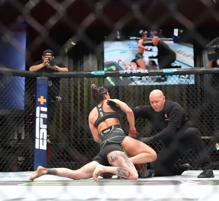 Conejo Ruíz perdió por nocaut técnico