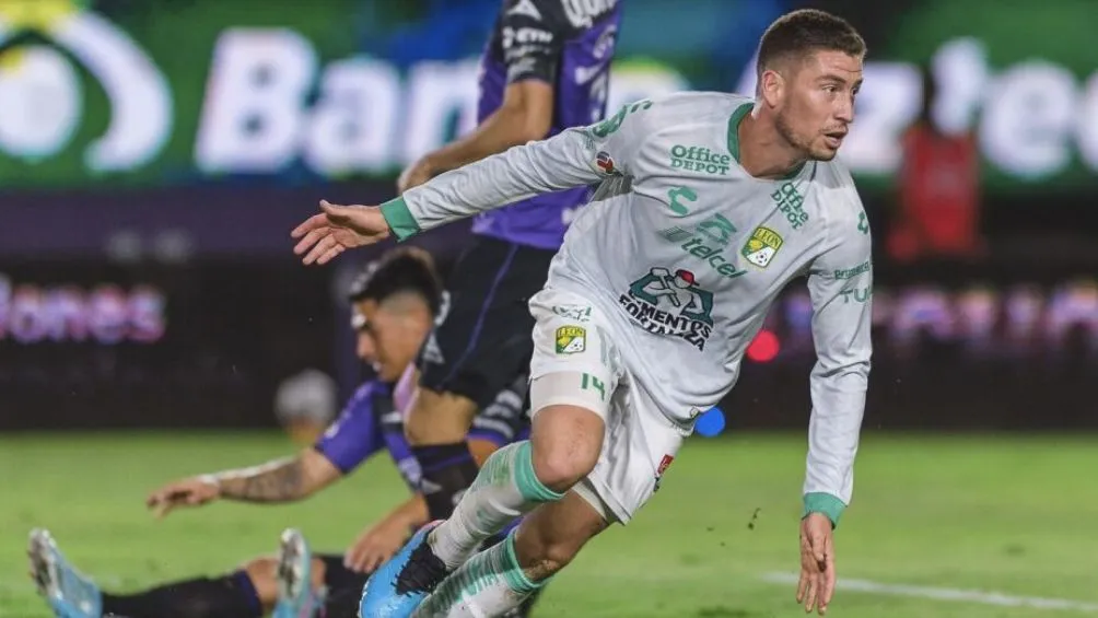 El delantero en su época con León