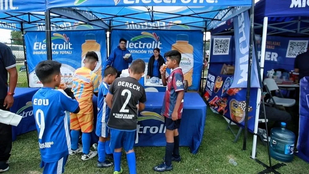 MIGUEL PONTÓN Los niños se encuentran disputando la Copa Récord