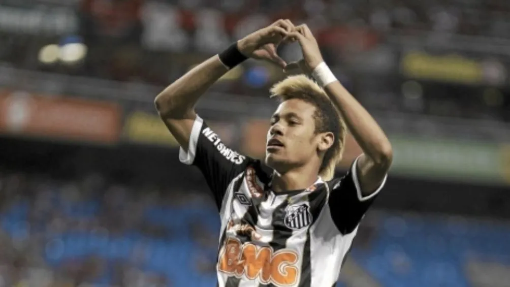 Ney en su época con el Santos de Brasil