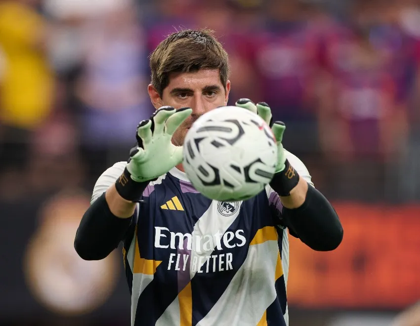 Courtois fue operado con éxito