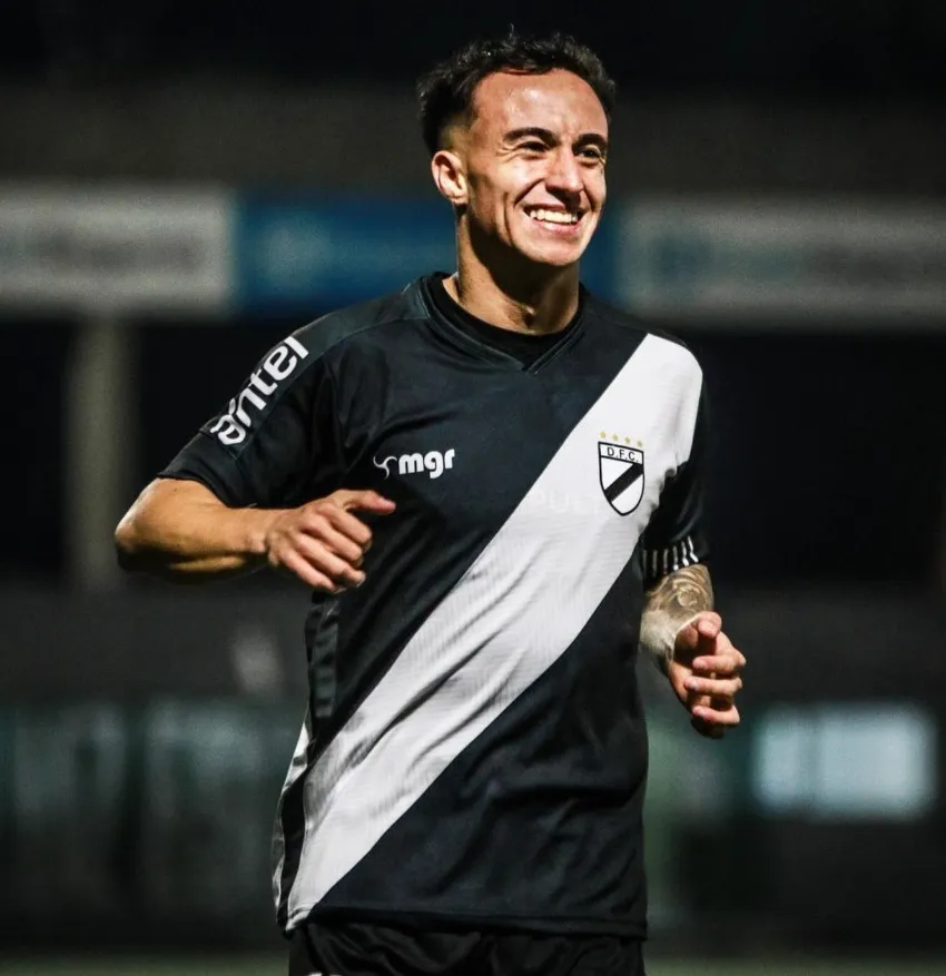 @franco_gonzaleez10 Cepillo González, en la mira de Cruz Azul como refuerzo