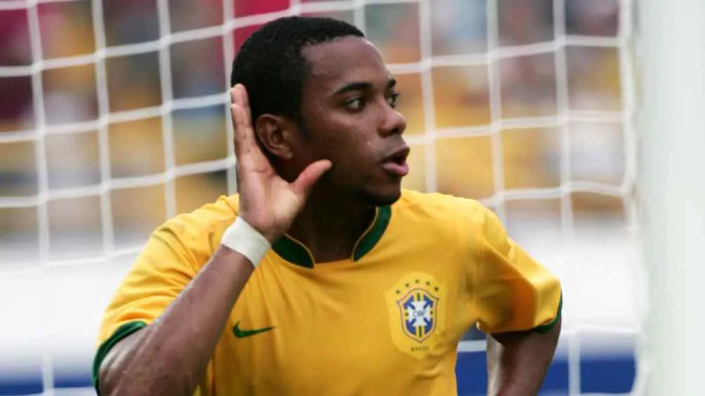 Robinho fue acusado por violación en el 2013