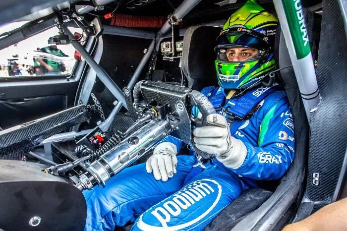 Felipe Massa corriendo en su coche