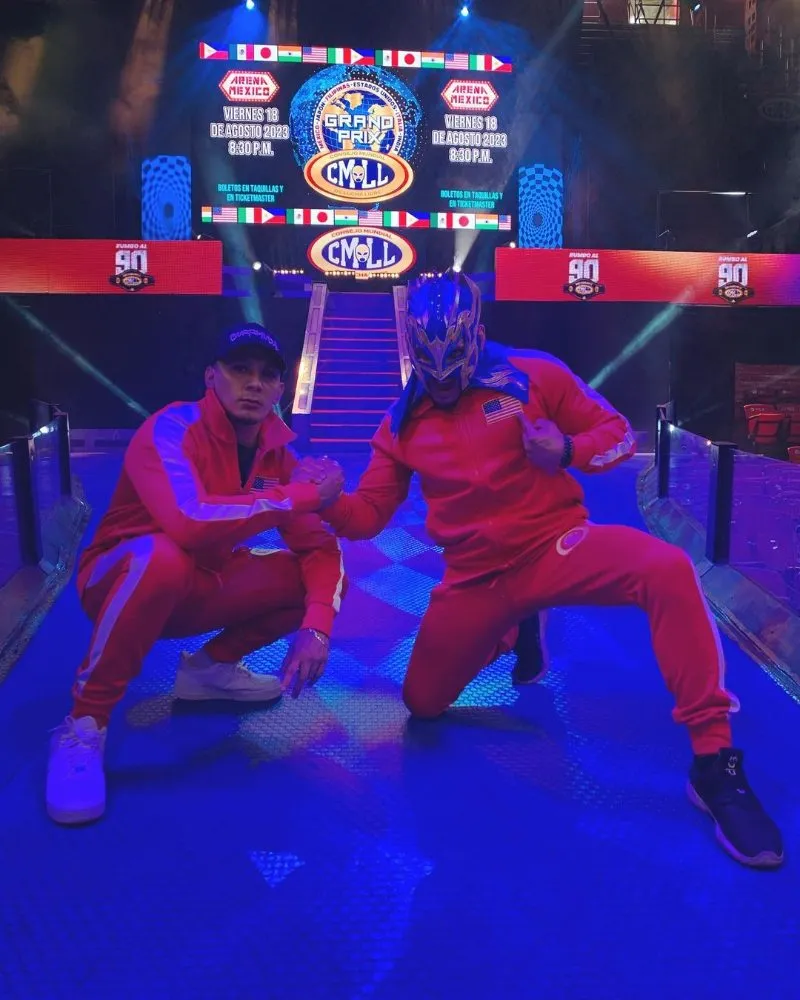 INSTAGRAM @samuraydelsol Samuray del Sol Adrian Quest