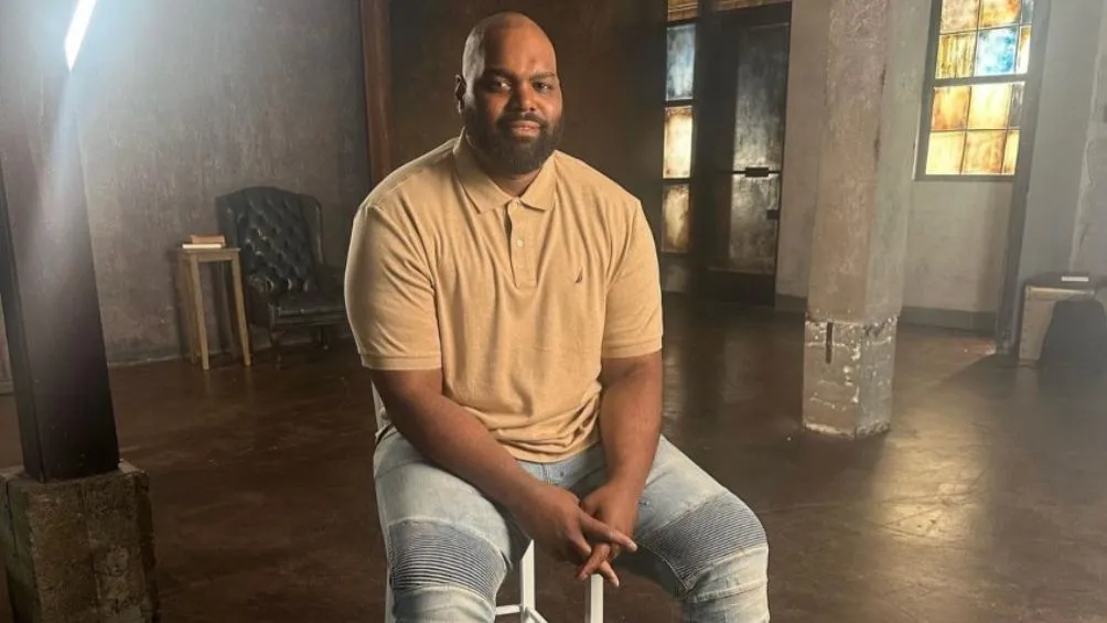 Excoach de Oher lamenta la demanada