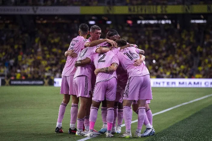 Inter Miami celebrando el gol de Messi