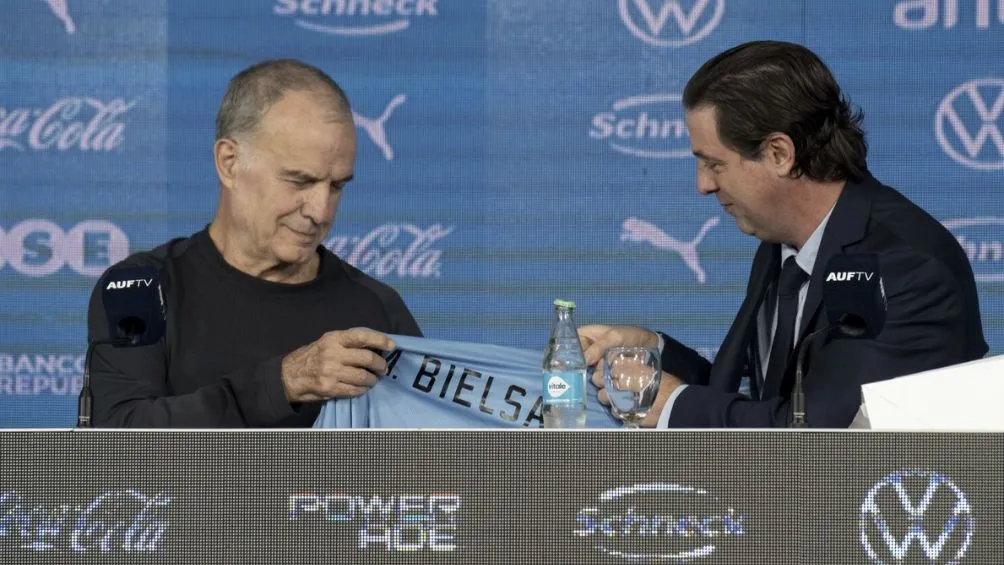 Marcelo Bielsa al ser elegido en el cargo de entrenador