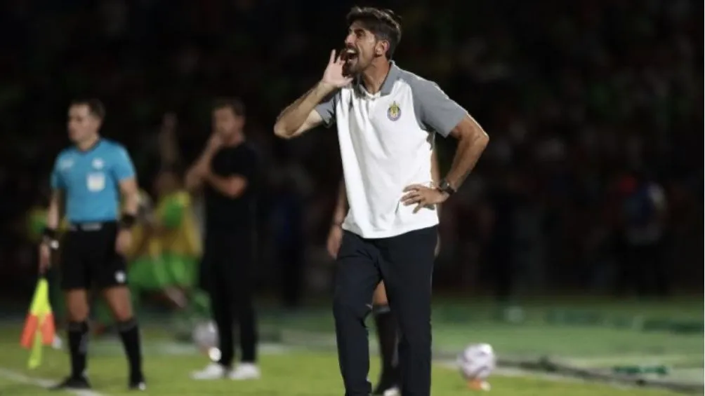 Paunovic en el juego ante Juárez