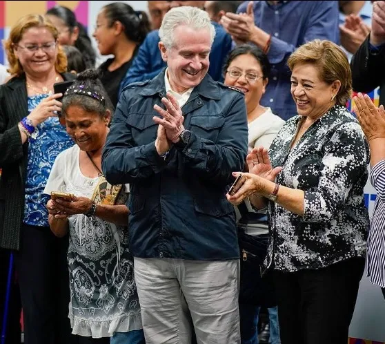 Santiago Creel durante un evento