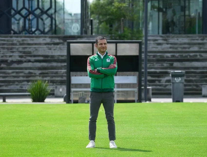 INSTAGRAM: @jaimelozano21 'Jimmy' como entrenador del Tri