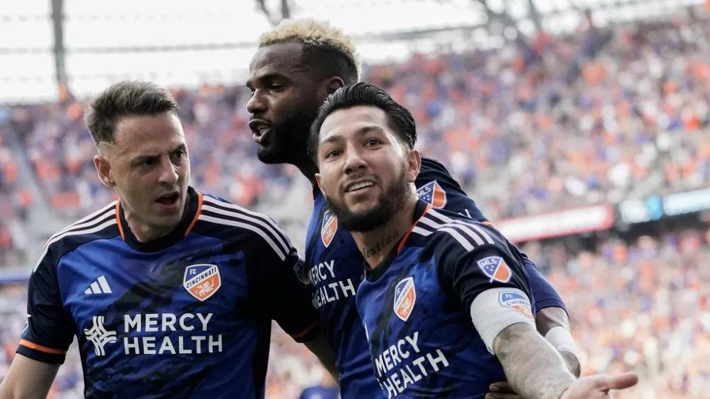 Cincinnati se puso adelante en el marcador