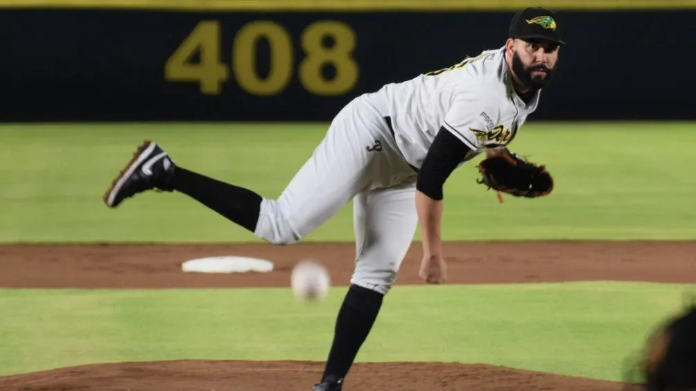 Pericos remontó para llevarse el tercero de la Serie