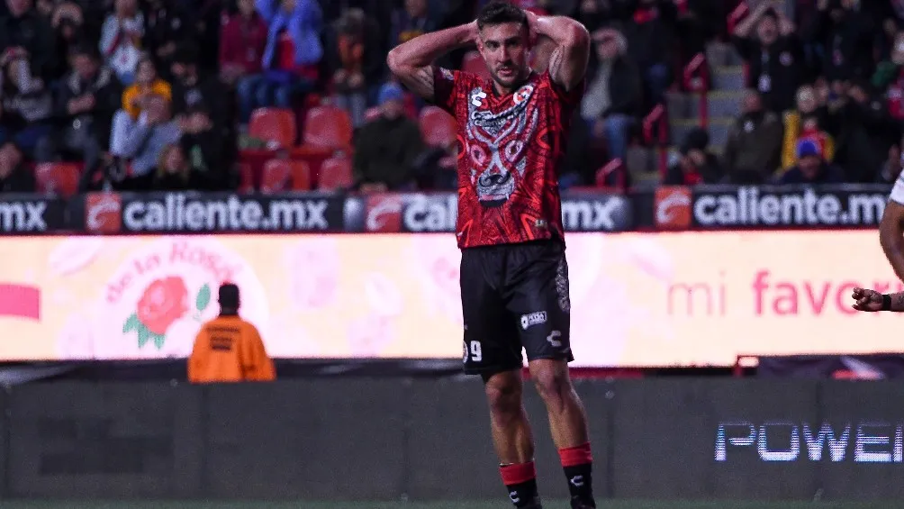 Lucas Cavallini podrá ver acción el fin de semana