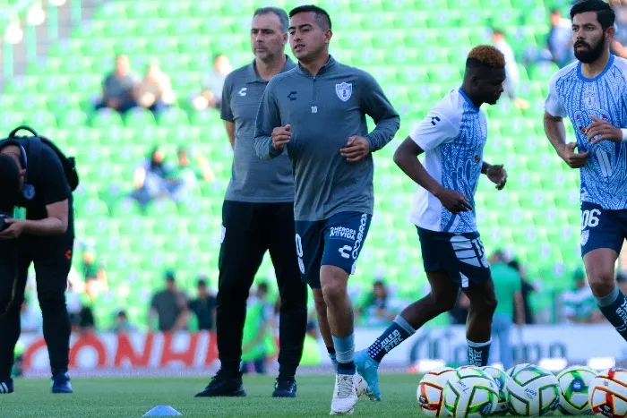 Érick entrenando con Pachuca