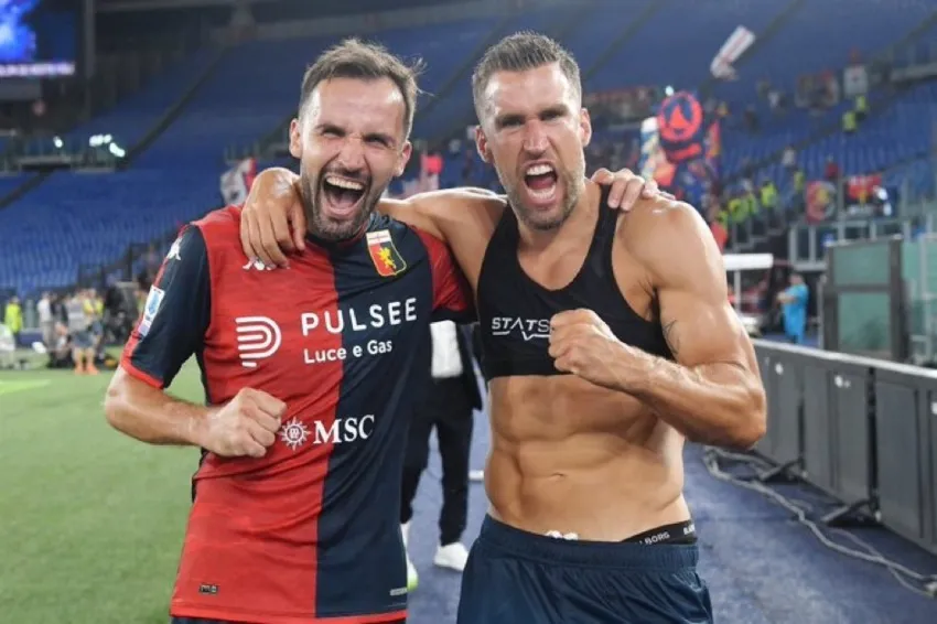Celebración de jugadores del Genoa