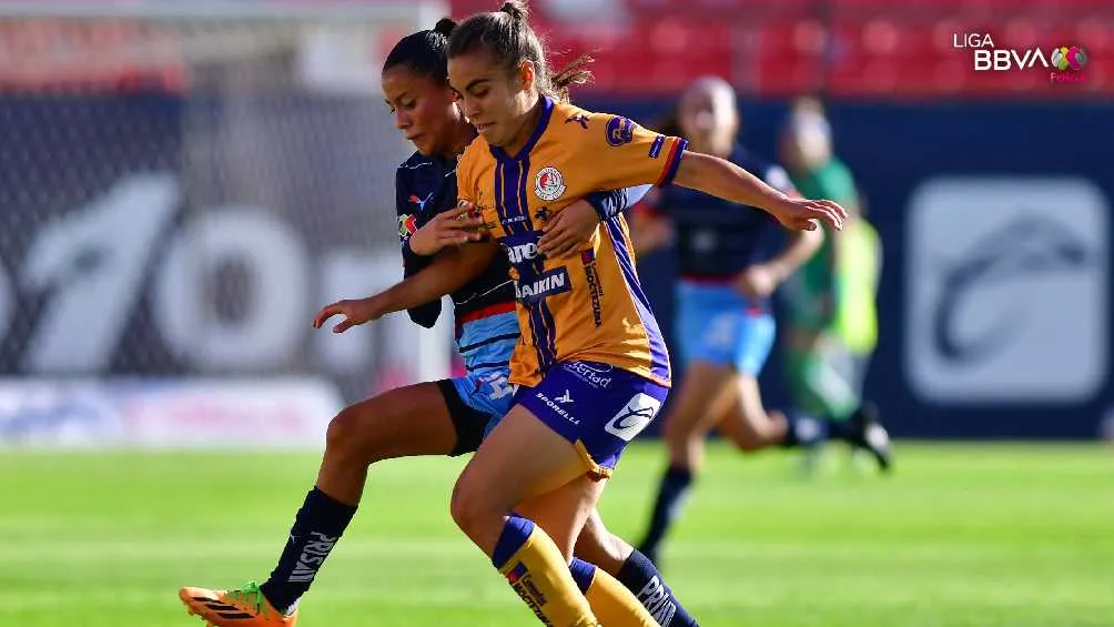 TWITTER @LigaBBVAFemenil El partido tuvo pocas acciones de gol
