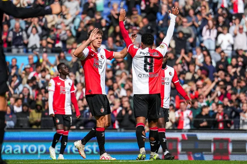 Timber en celebración de gol