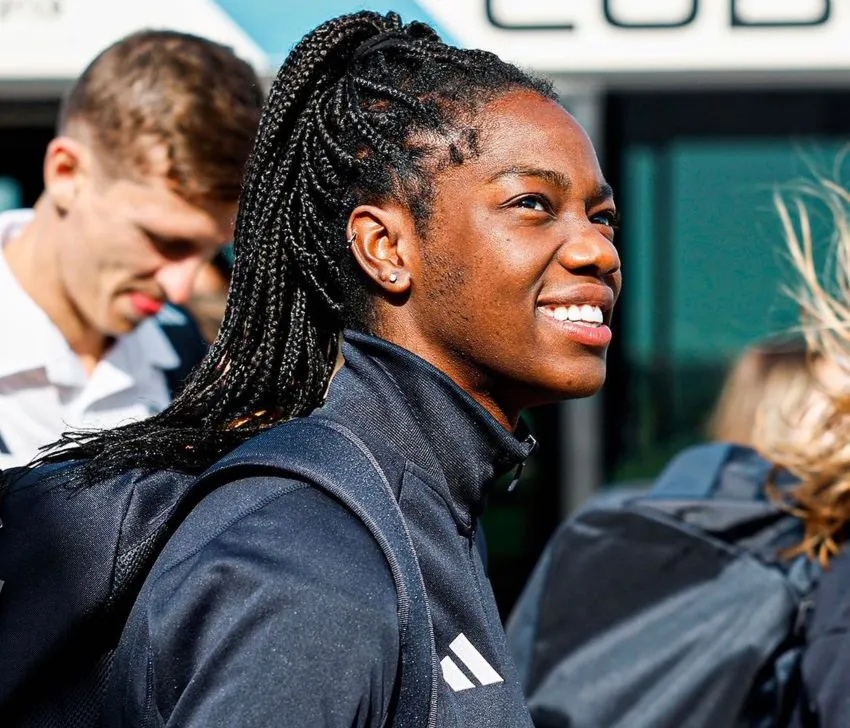 INSTAGRAM: @realmadridfem Naomi Feller