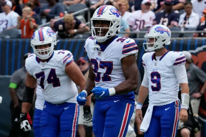 Bills festejan durante un partido de pretemporada
