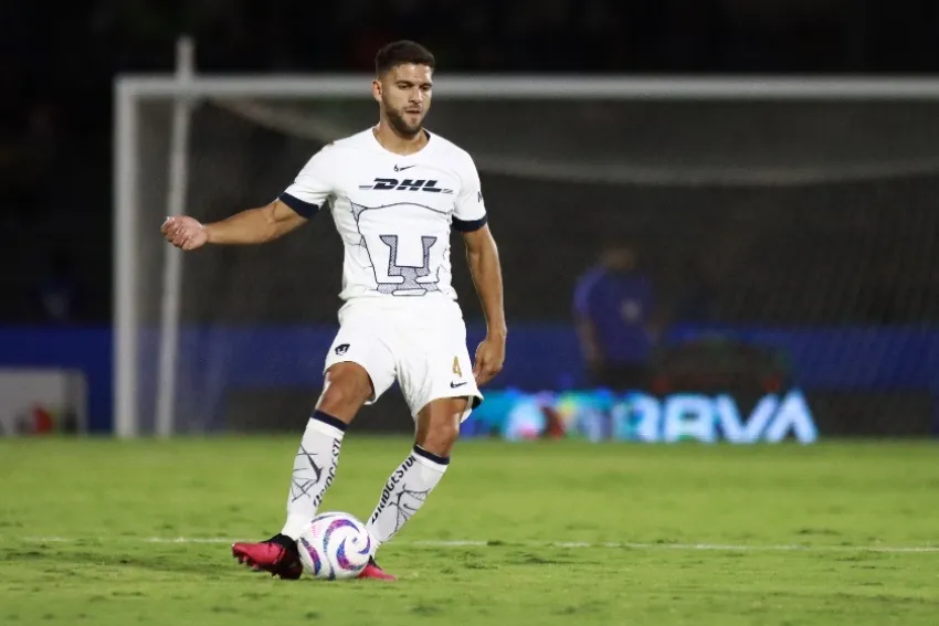 Licha Magallán en un partido de Pumas