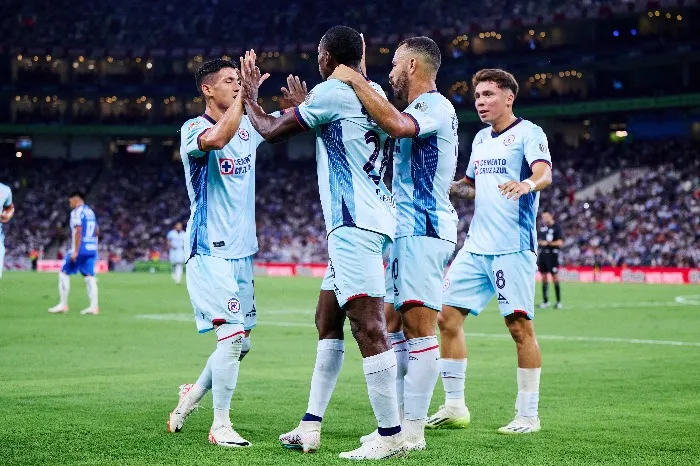 MEXSPORT Cruz Azul consiguió su primer triunfo del torneo ante Rayados