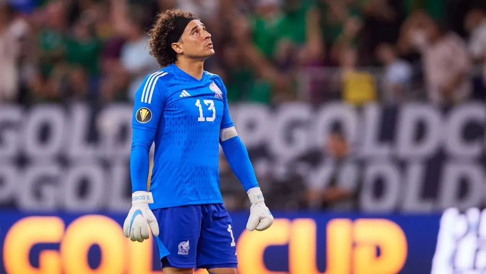 MEXSPORT Ochoa durante un partido de la Selección