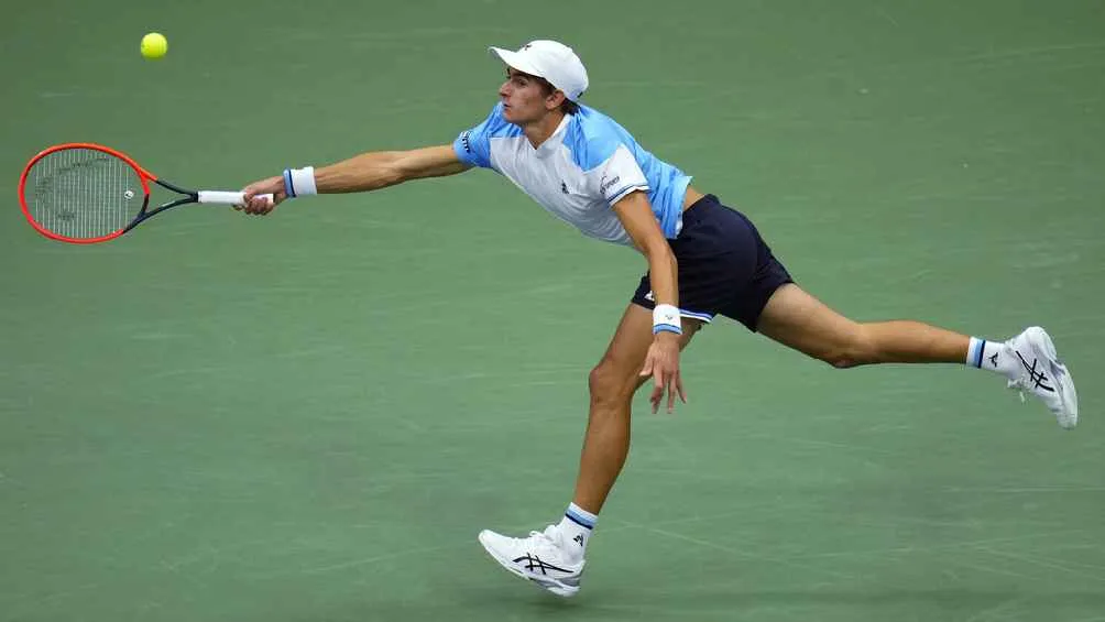 El italiano no pudo ganar un set