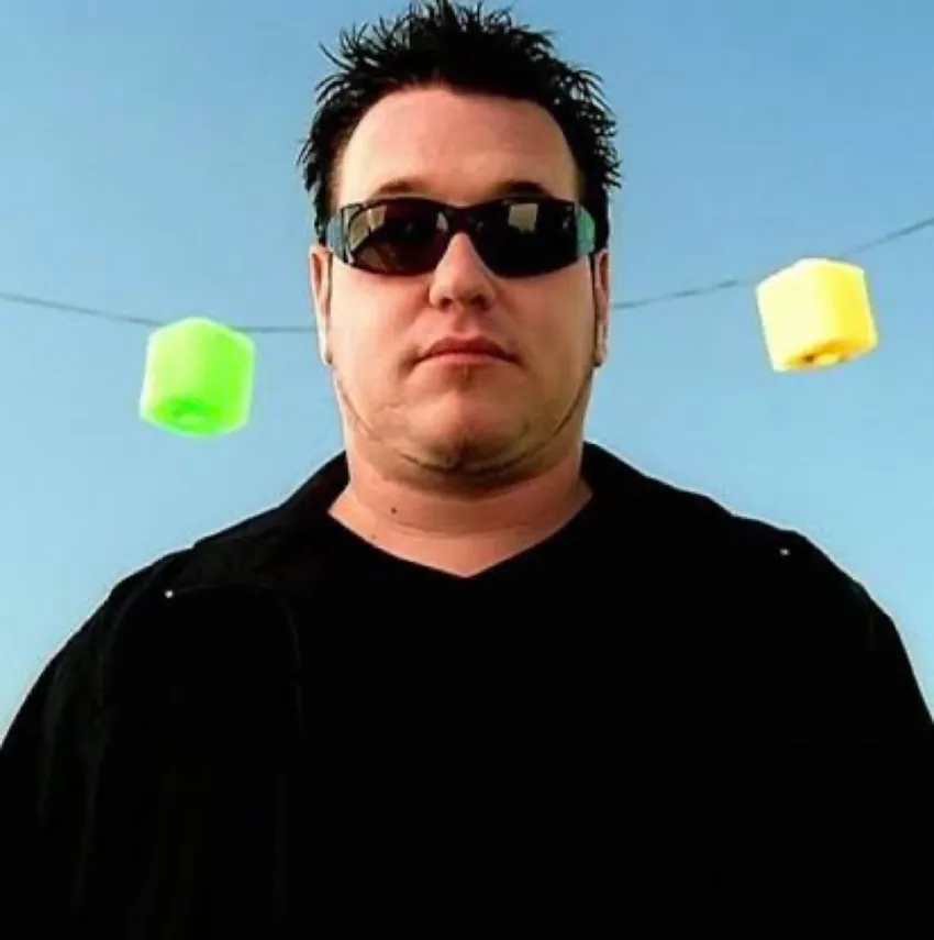 CAPTURA DE PANTALLA: TWITTER El vocalista de Smash Mouth