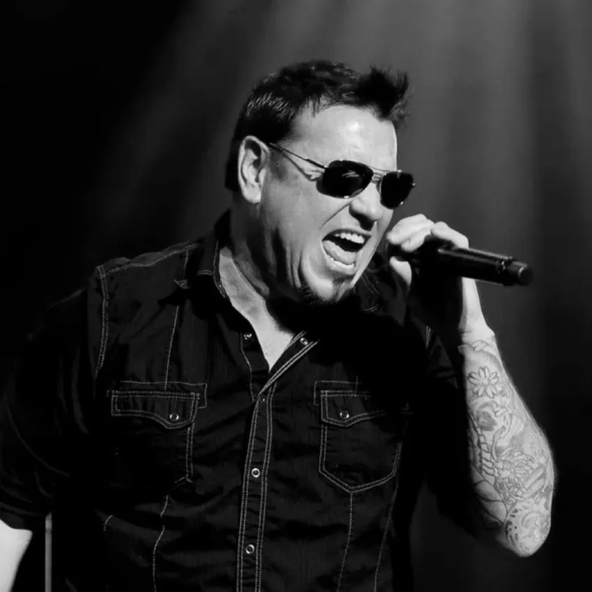 CAPTURA DE PANTALLA: TWITTER Presentación de Steven