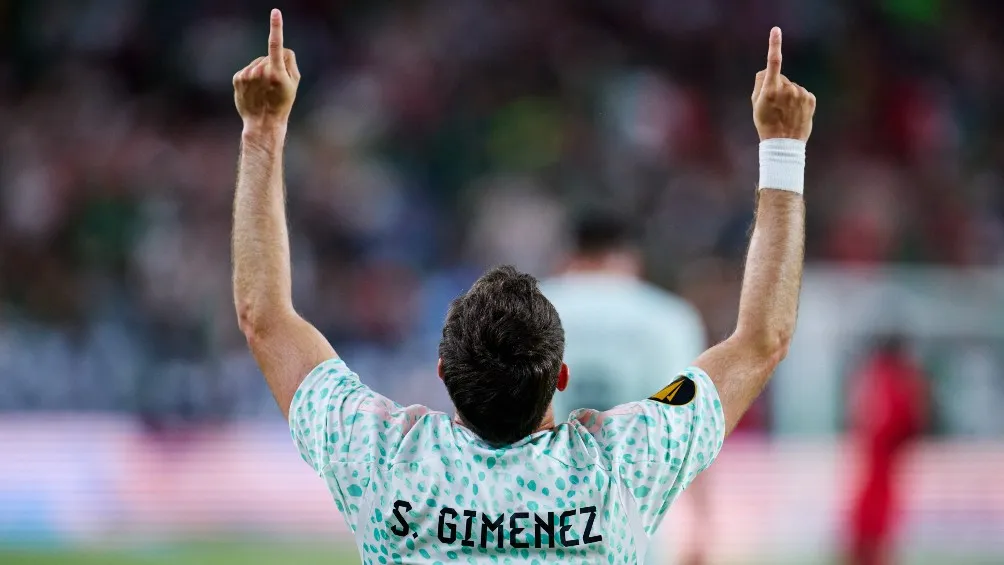 Santiago Giménez fue clave en Copa Oro